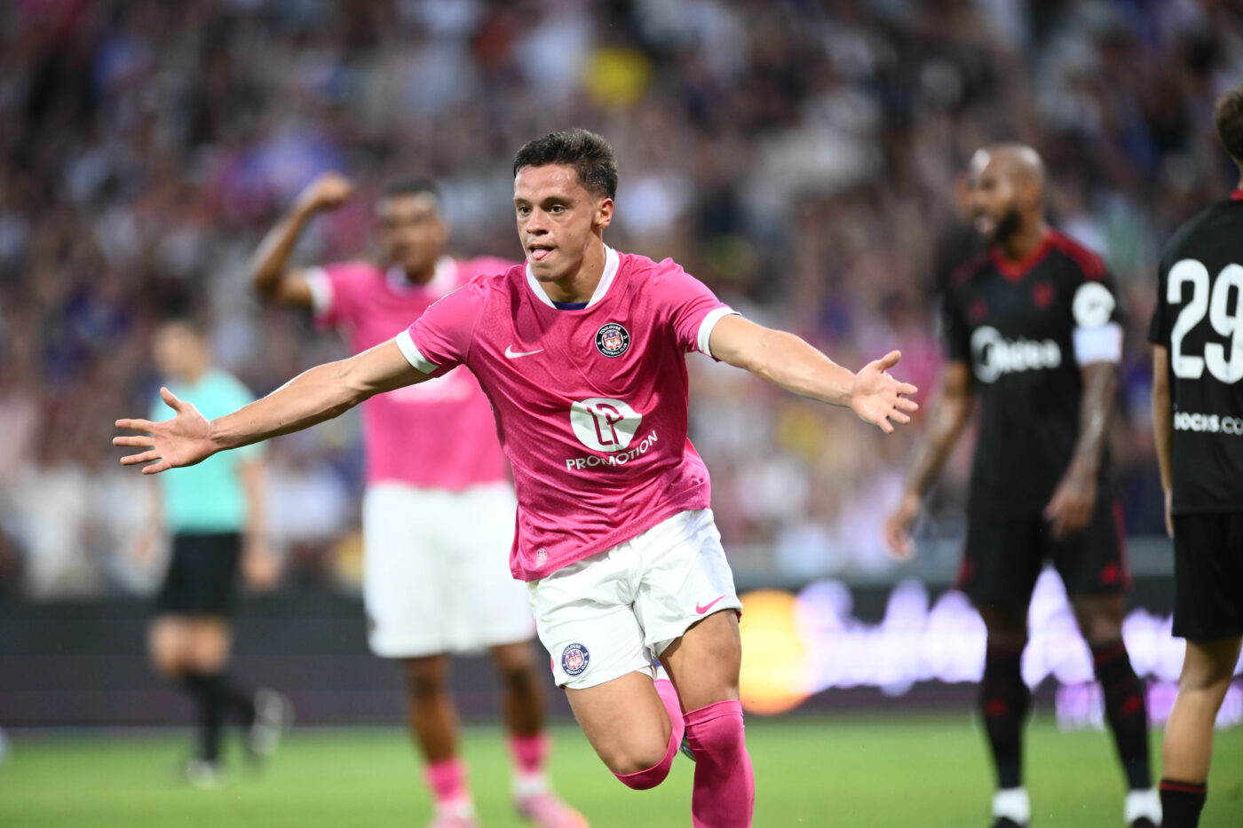 Toulouse boucle son horrible présaison sur une bonne note - Amical - Toulouse-Séville (1-1)