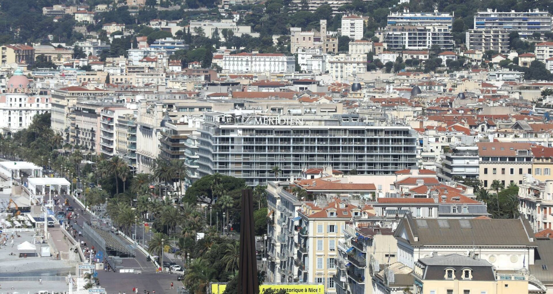 À Nice, peut-on encore trouver une chambre d’hôtel en plein mois d’août et à quel prix? On a enquêté pour vous