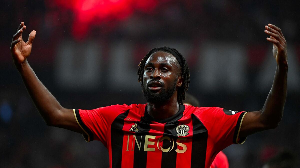 Mercato Nice : Evann Guessand quitte l’OGC et s’engage officiellement à Aston Villa contre une somme record