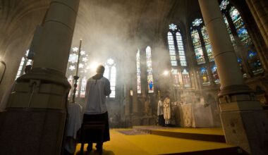 10 victimes dans un établissement catholique à Nantes, 5 prêtres mis en cause – Libération
