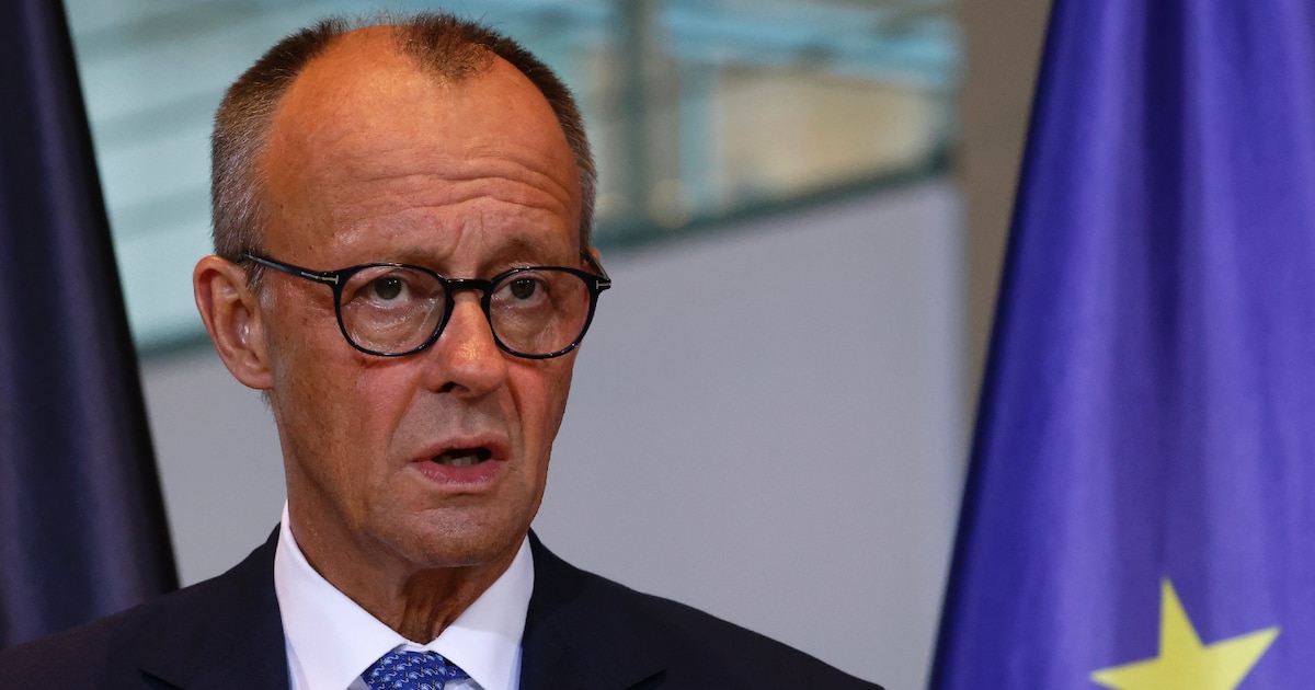 Le chancelier allemand Friedrich Merz s'adresse aux journalistes à la Chancellerie, à Berlin, le 21 juillet 2025