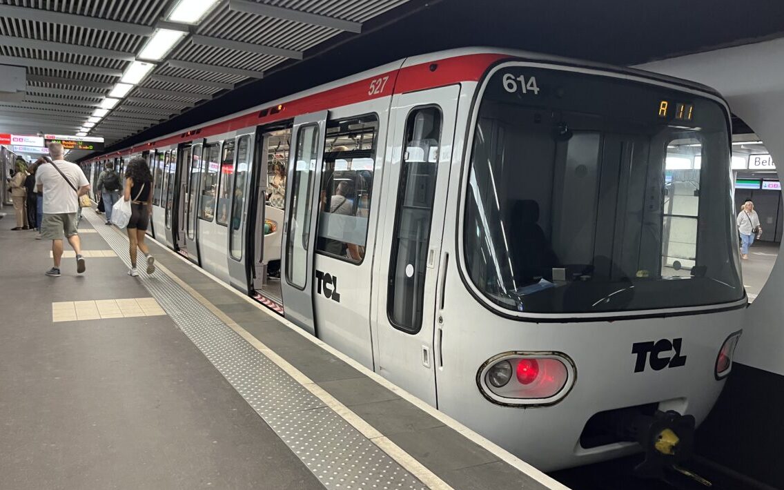 Une portion du métro D arrêtée pour risque d'incendie