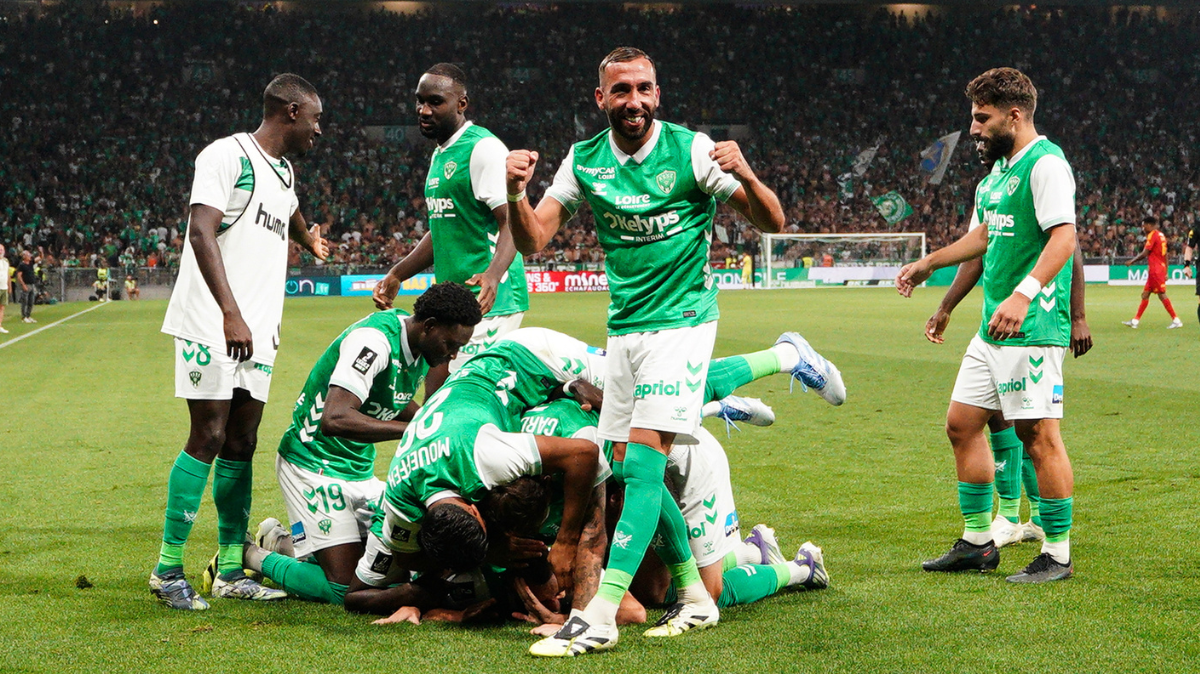 Ligue 2 20252026 Saint-Étienne, Dunkerque, Bastia, les tops et flops de la 2ème journée