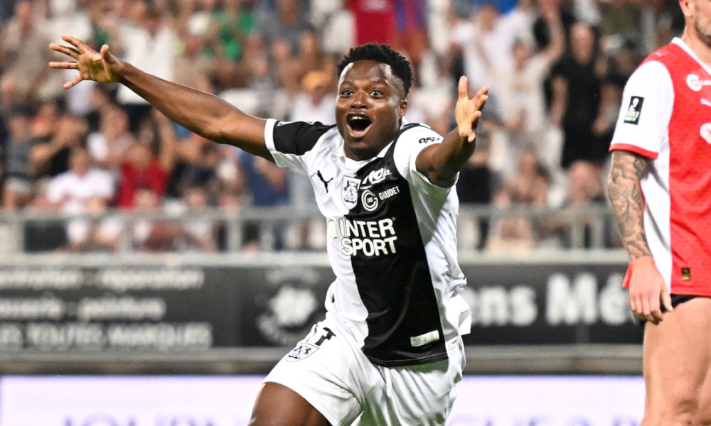 Ligue 2 : Pau, Grenoble, Enzo Basilio, les Tops et flops de la 1ère journée