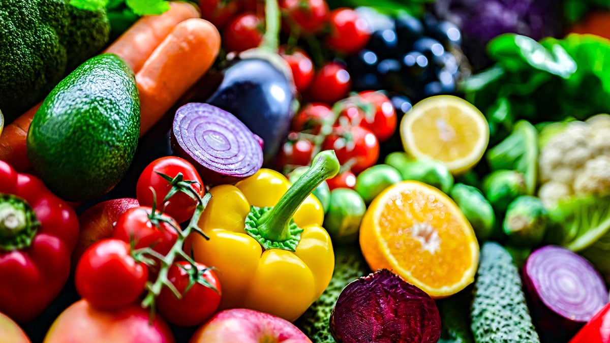 Manger plus de fruits et légumes pourrait améliorer la qualité de votre sommeil, selon les chercheurs de l'université de Chicago