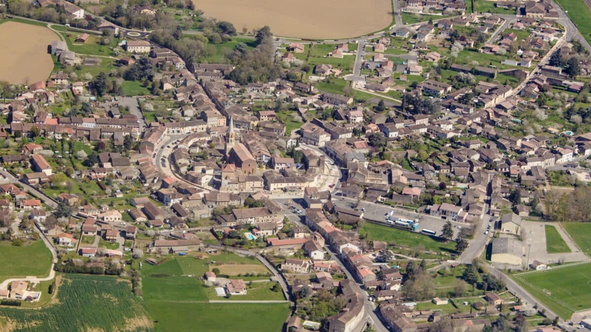 village-étape route océan