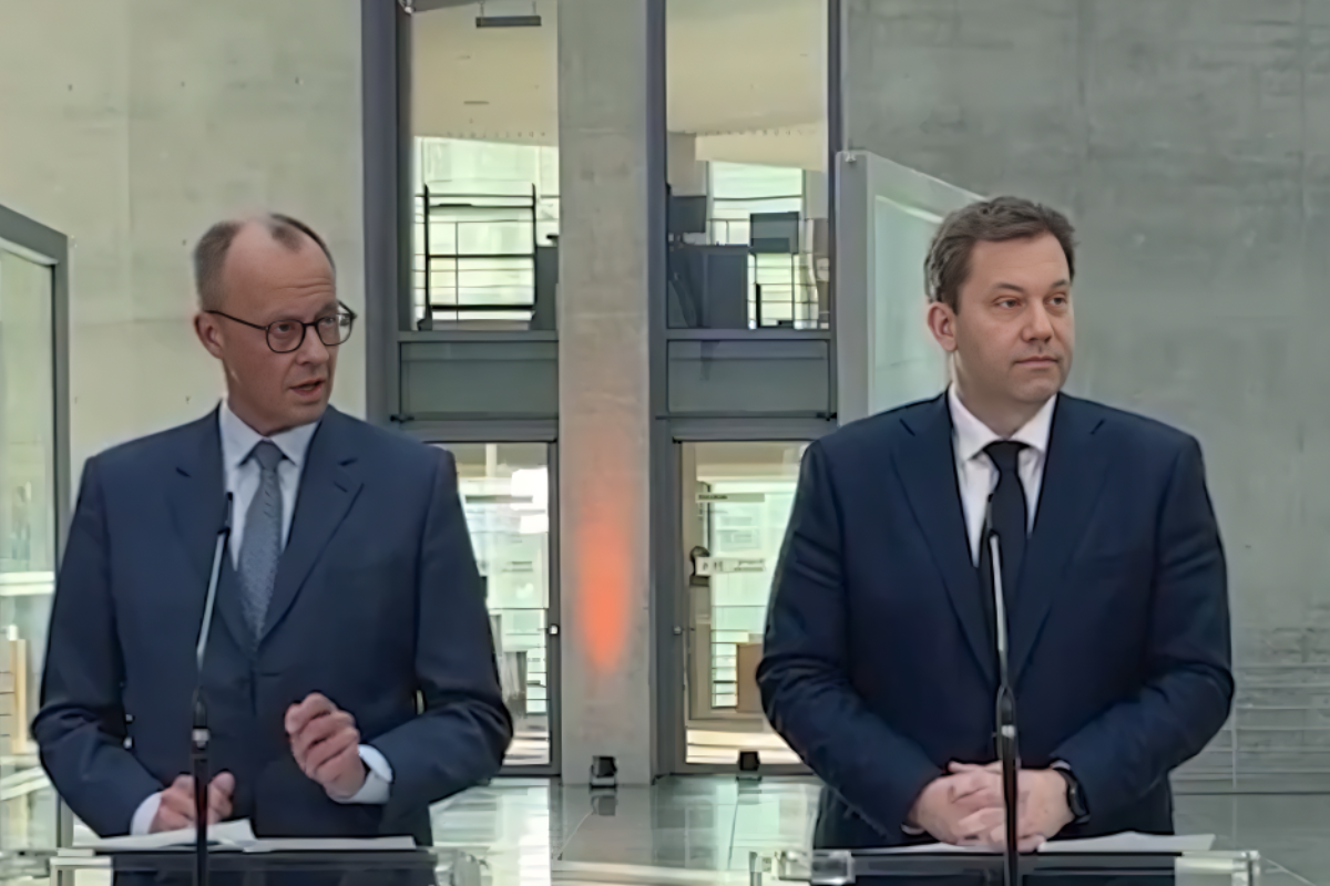Friedrich Merz, futur chancelier issu de la CDU, et Lars Klingbeil, du SPD, ont trouvé un accord pour gouverner en Allemagne ce samedi 8 mars - Crédits : capture d
