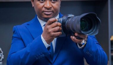 le ministre Moussa Moise invite les photographes à écrire l’histoire visuelle de la Guinée – Guinéenews©