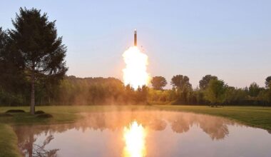 « Une menace nucléaire pour les États-Unis » : une inquiétante base secrète de missiles balistiques découverte en Corée du Nord