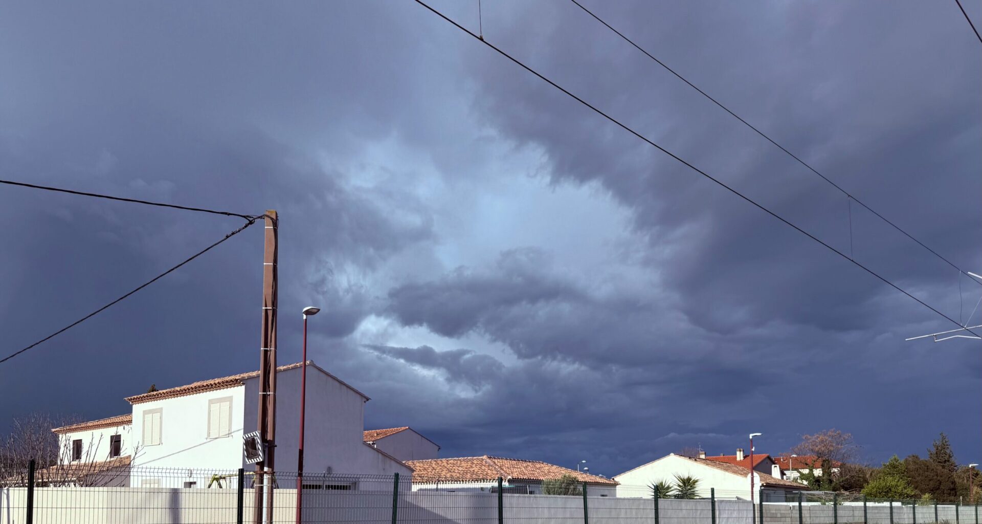 TOULON : Météo - Sur les Alpes du Sud, quelques orages violents pourront se produire localement