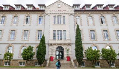 L'entrée du collège et lycées Saint-Joseph du Loquidy, l'un des établissements privés plus réputés de Nantes. Photo : Thibault Dumas / Mediacités