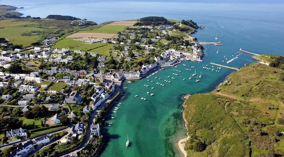 Expositions, festoù-noz, spectacles… Que faire cet été 2025 en Bretagne ?