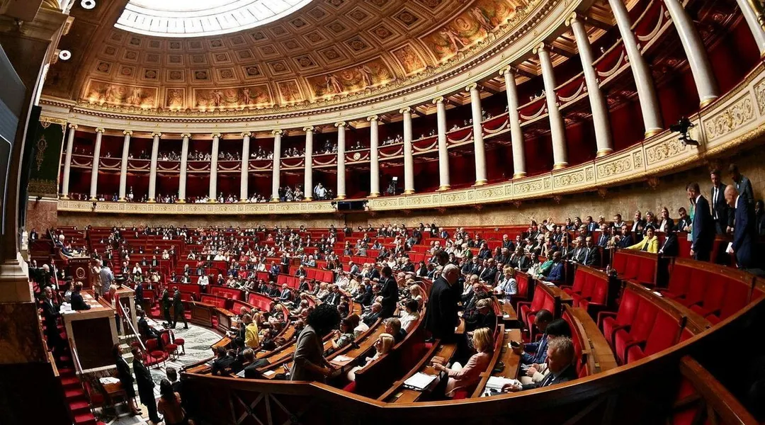 Les députés ont-ils vraiment 45 jours de vacances ?