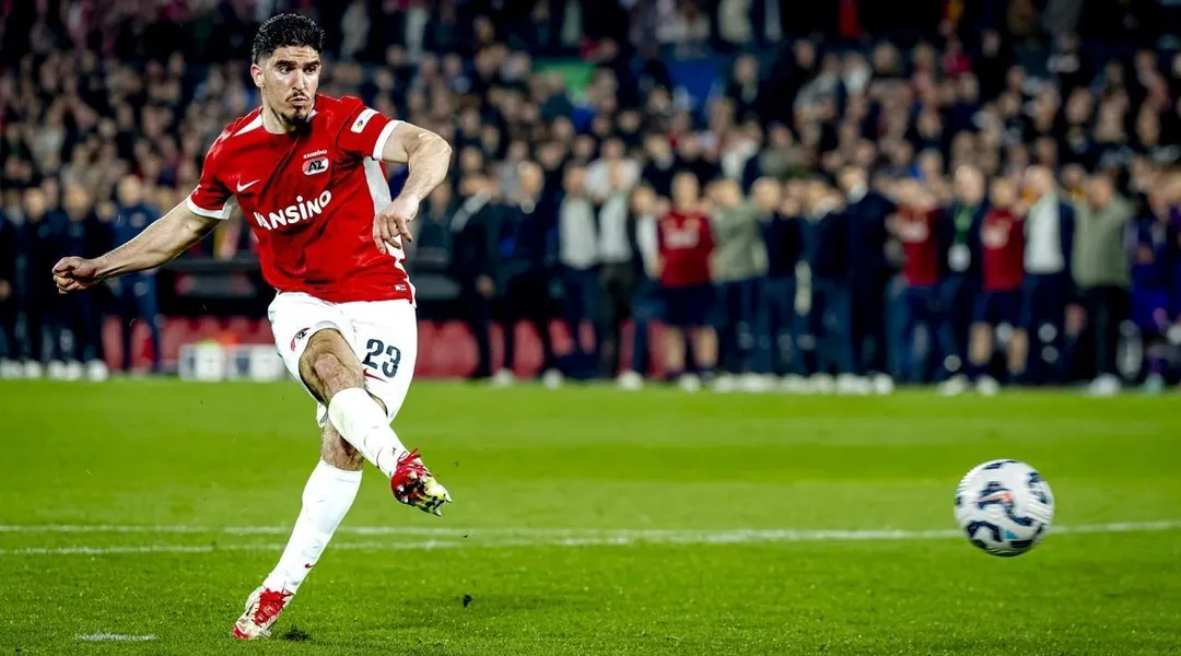 Mercato FC Nantes. Les Canaris vont se faire prêter un ailier droit de l’AZ Alkmaar . Sport