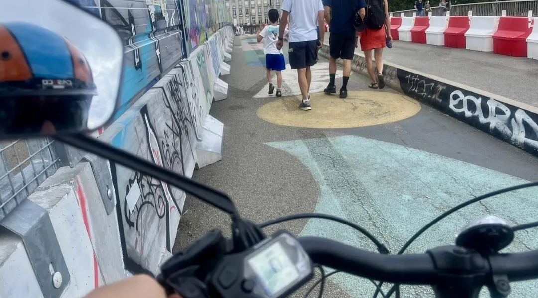 Qu’entend-on dans les rues de Nantes, un jour d’août ?