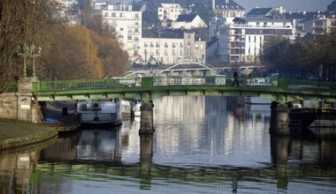 Poussé à l’eau à Nantes pour un vol de téléphone