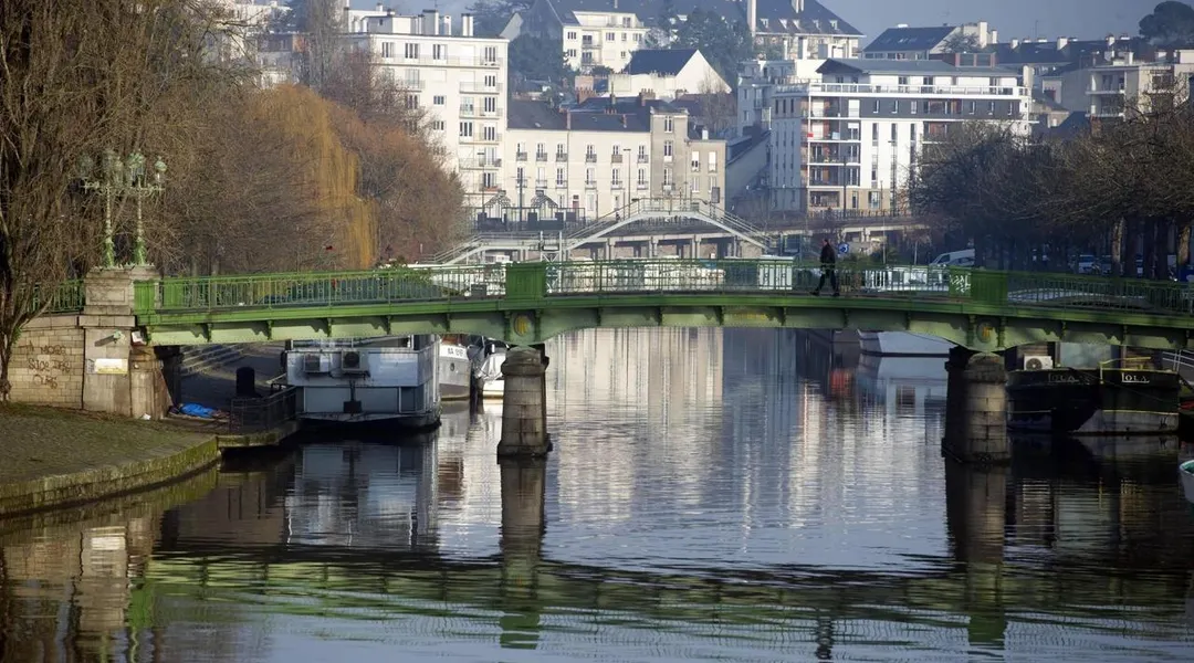 Poussé à l’eau à Nantes pour un vol de téléphone