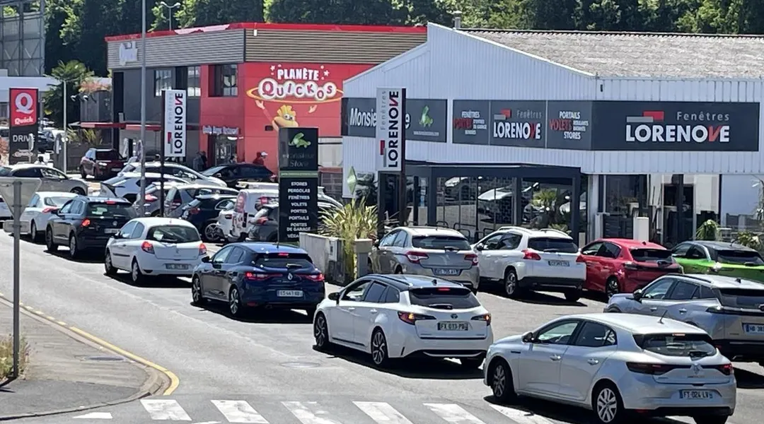 À Orvault, Quick cartonne mais les embouteillages et les parkings saturés agacent le voisinage