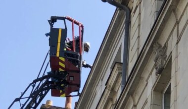 Un morceau de corniche s’effondre sur le trottoir, en plein centre-ville de Rennes