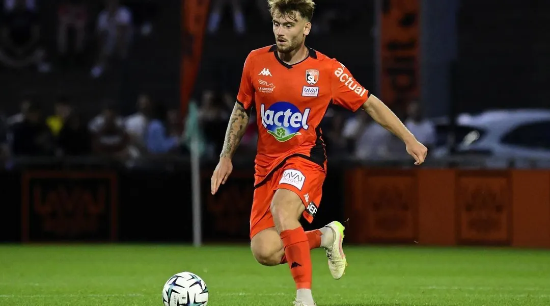 Lundi Ligue 2. Encore un nul pour Laval, Saint-Étienne en démonstration . Sport