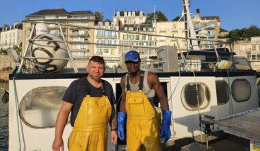 La saison estivale de la pêche à l’araignée touche à sa fin pour ce patron armateur breton