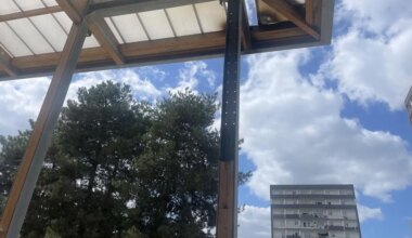 À Rennes, dans le quartier du Blosne, ces caméras de vidéoprotection ont été incendiées
