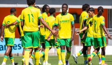 Football - U19 : le FC Nantes lance sa saison avec brio contre Beaucouzé . Sport