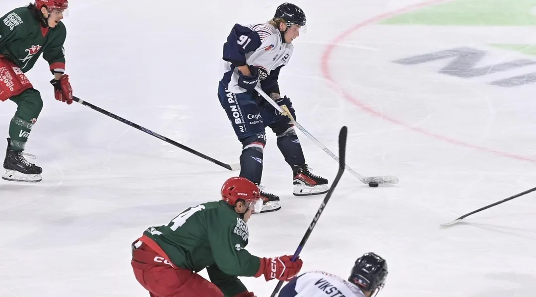 Hockey sur glace. Amical : Les Ducs d’Angers, toujours en rodage, dominés par les Dragons de