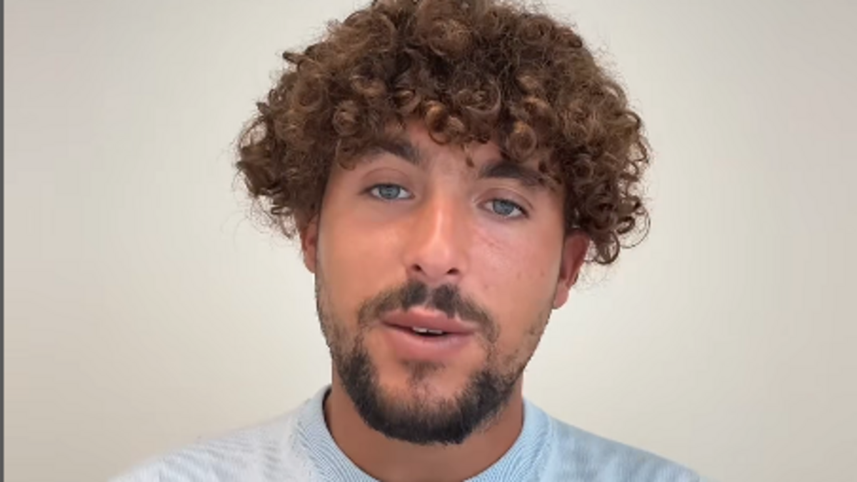 « Je me sens tellement humilié » : l’influenceur Zizou dénonce la révélation de sa bisexualité dans l’émission « Les Cinquante »