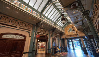 L'éclairage magique des arcades de Main Street, U.S.A. fait son grand retour à Disneyland Paris