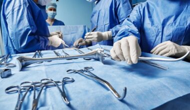 Prouesse médicale à Alger : une tumeur géante de 14 kg retirée d'un enfant