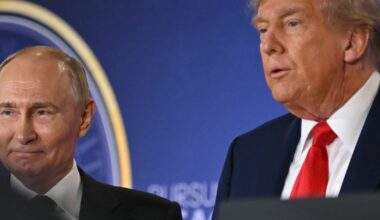 Donald Trump et Vladimir Poutine à Anchorage, en Alaska, le 15 août 2025