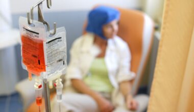 « Pas de différence significative » : la chimiothérapie remise en cause pour les cancers du sein après 70 ans