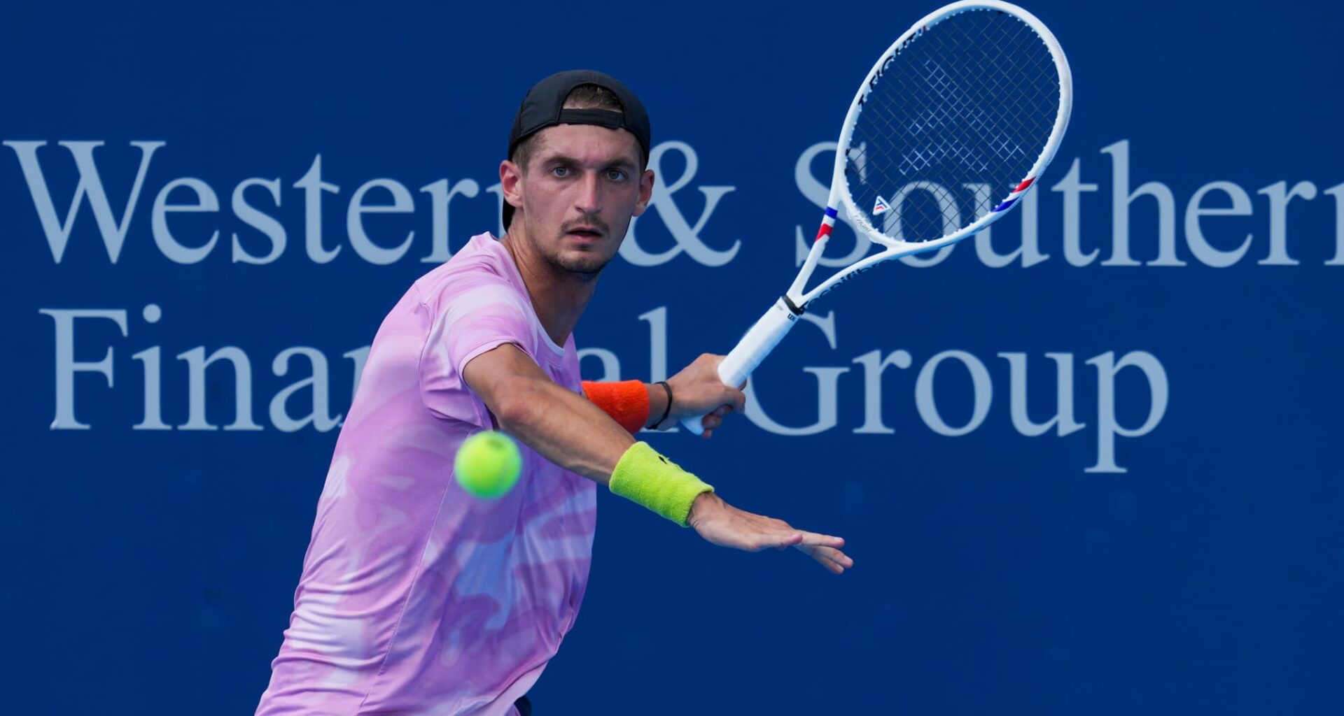"un agneau" qui a cassé beaucoup de raquettes, qui est Térence Atmane, la révélation française du Masters 1000 de Cincinnati?