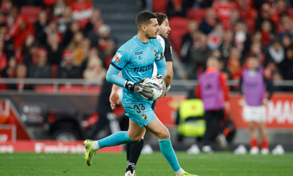 Transferts LOSC : Lille a trouvé le remplaçant de Lucas Chevalier