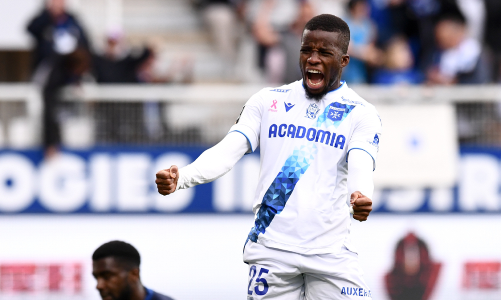 Hamed Junior Traoré signe à Marseille