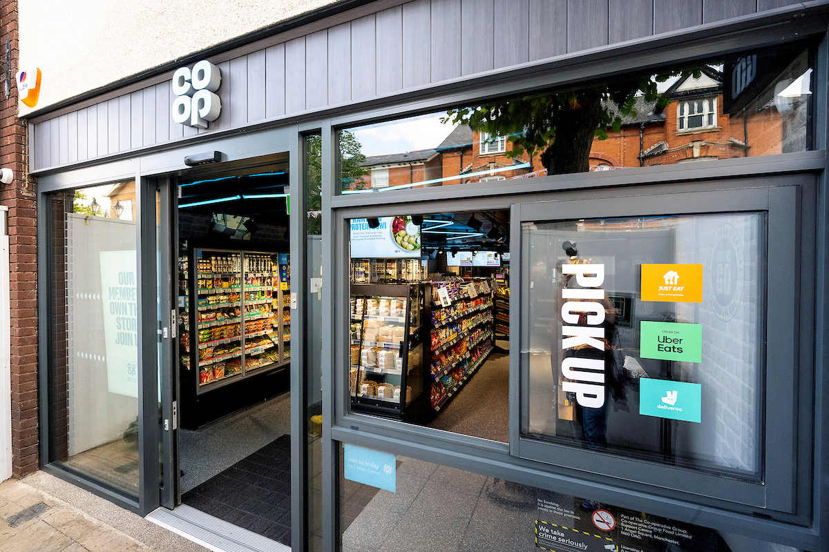 [En Images] Co-op lance sa propre chaîne de magasins "on the go" au Royaume-Uni