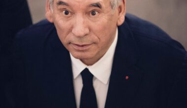 l’excuse moisie de François Bayrou dégommée par les oppositions – Libération