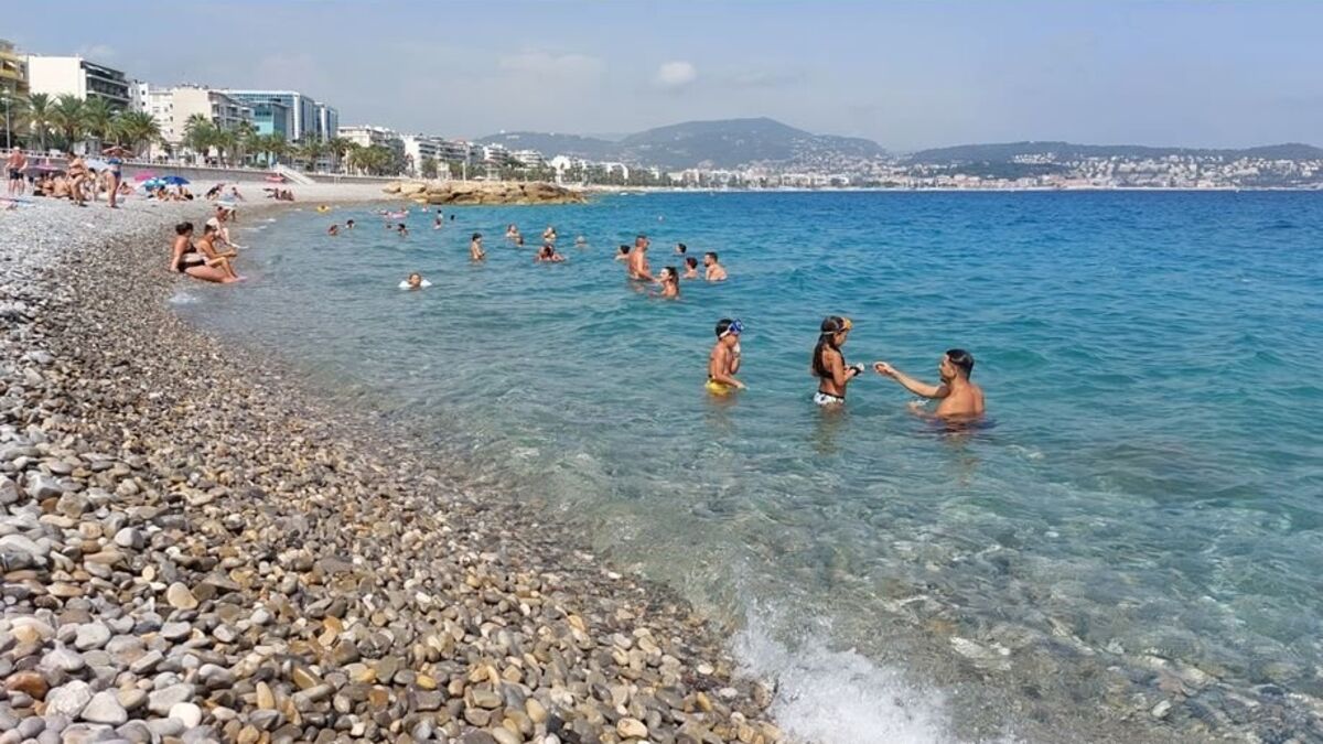 « Un impératif d’hygiène » : Estrosi explique pourquoi les douches de plage ne sont pas fermées à Nice