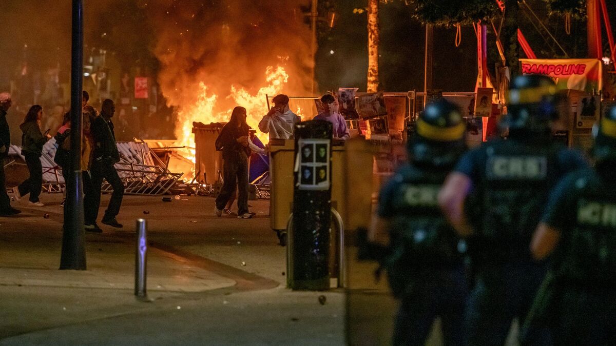 Blessés, dégâts, interpellations, revendications… ce que l’on sait après la nuit de violences à Aurillac