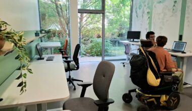 Burn-out, cancer, handicap… Un coworking « inclusif » ouvre ses portes à Ivry-sur-Seine
