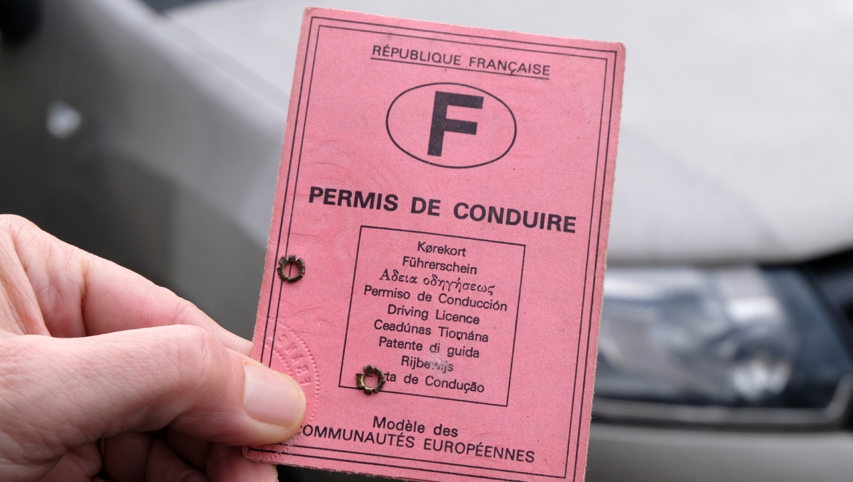 Risquez-vous 750 € d'amende si vous prêtez votre véhicule à un proche à partir du 1er septembre ?