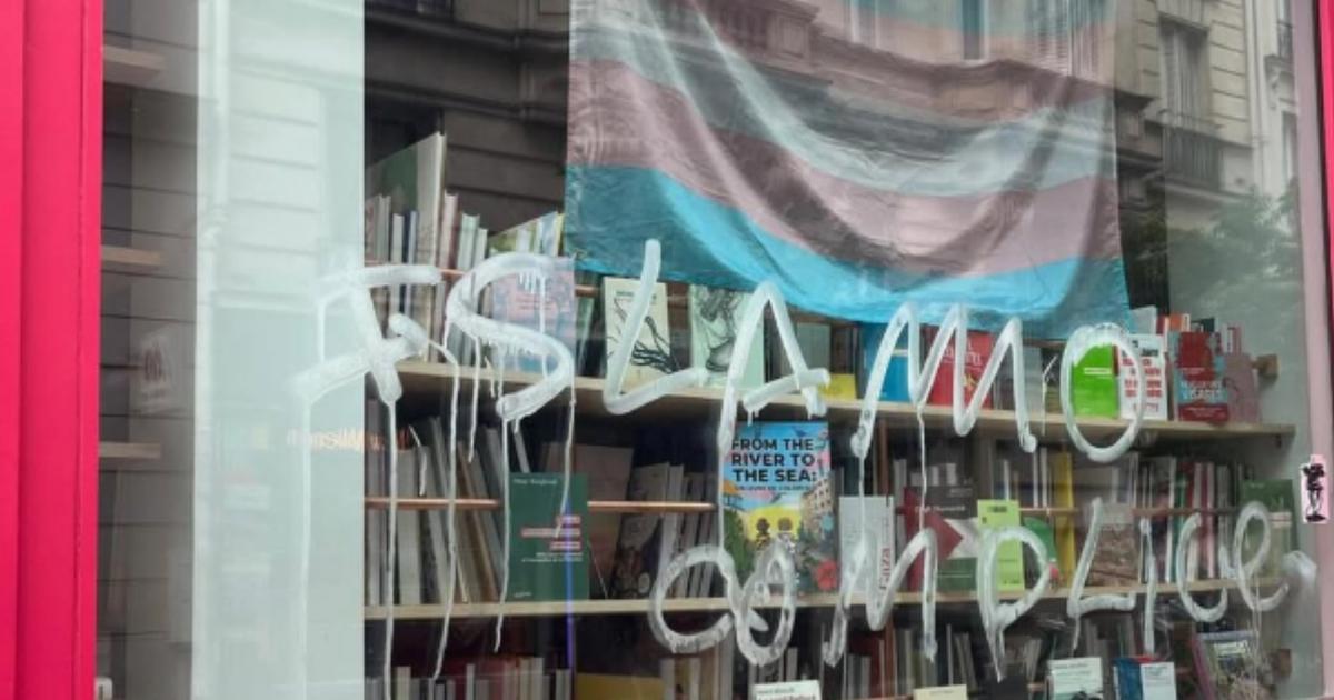 Une librairie parisienne féministe dans la tourmente après avoir mis en vitrine un livre sur la Palestine