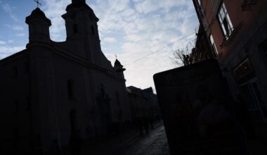 Soupçons de déstabilisation russe après l’incendie d’une église en Ukraine transcarpatique