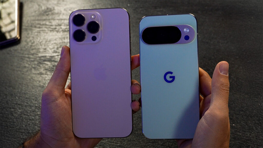 À côté d'un iPhone, le Pixel 10 Pro donne presque l'impression d'être un cran au-dessus. Google s'est vraiment amélioré en finitions.