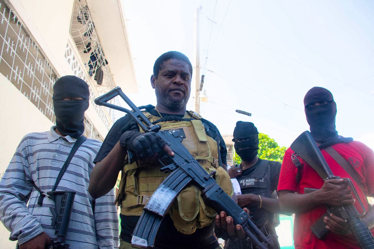 Cet ancien policier dirige une alliance de gangs en Haïti baptisée la «famille G9».