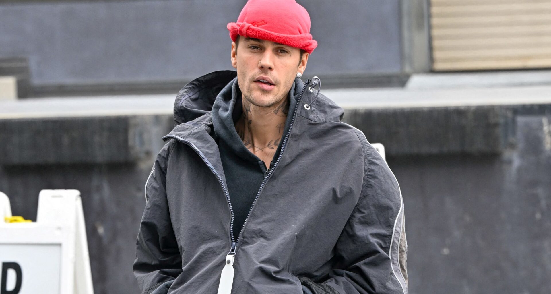 son fils de 11 mois star de son nouveau clip en famille avec Hailey