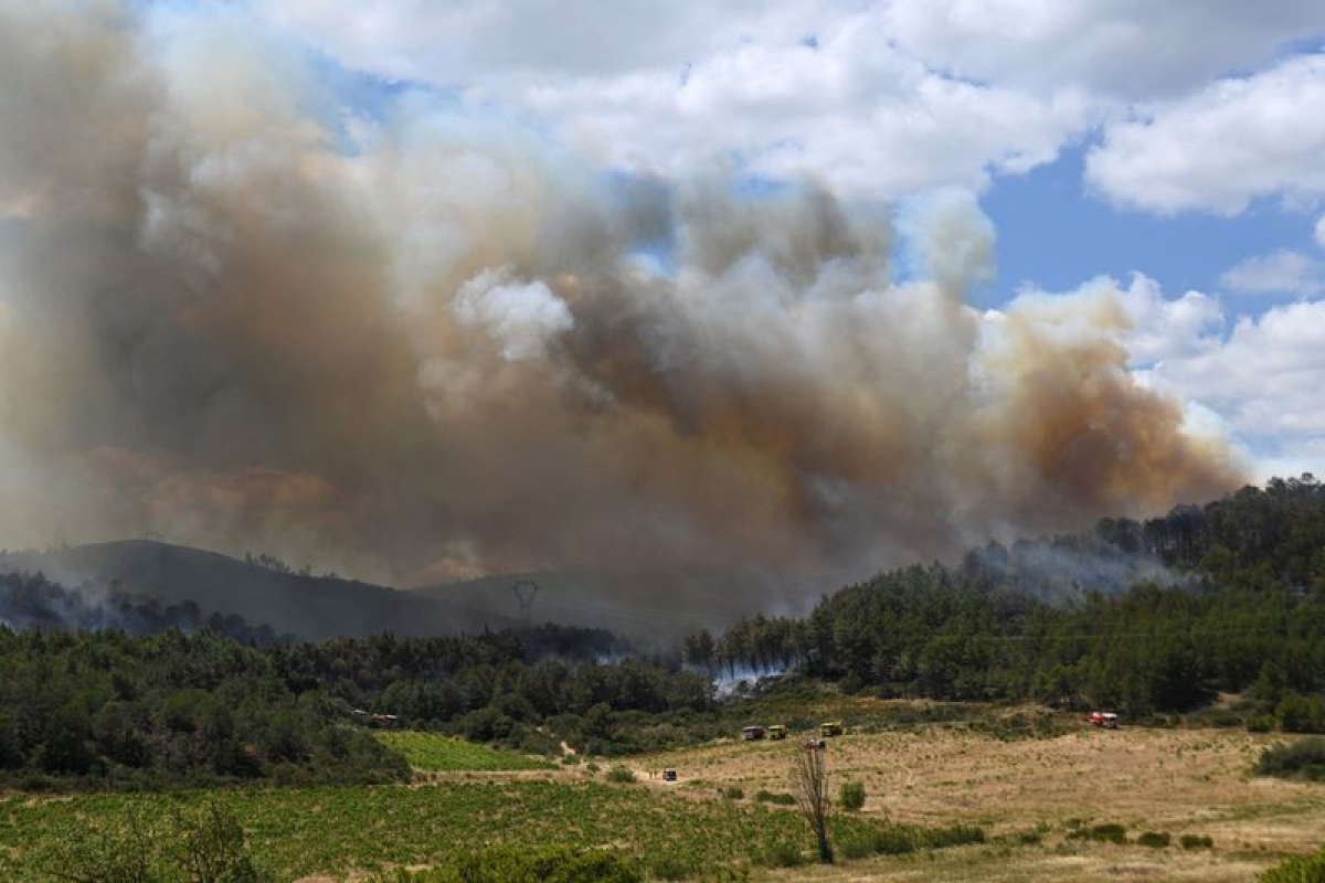 France: L'Aude toujours en proie aux flammes, l'incendie perd en intensité - 07/08/2025 à 14:30
