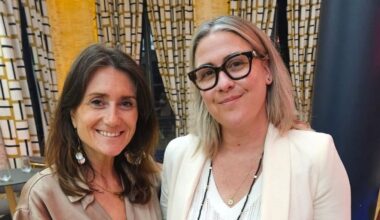 le frère de Caroline Darian la soutient face à leur mère Gisèle