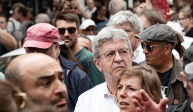 L'un des auteurs d’un livre sur Mélenchon interdit des universités d'été de La France insoumise